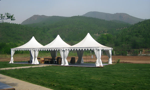 large white tents for weddings