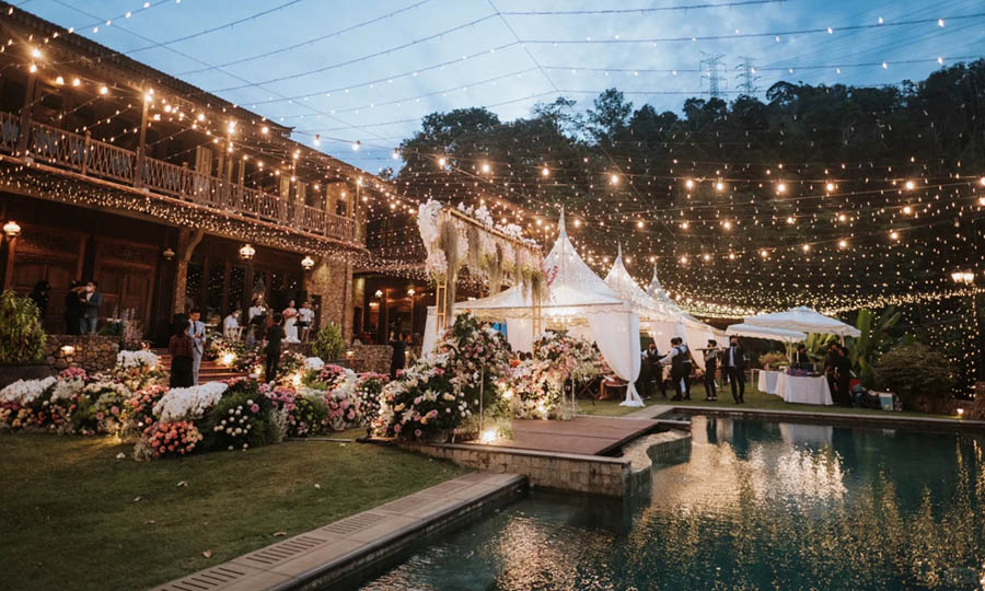clear roof pagoda tent