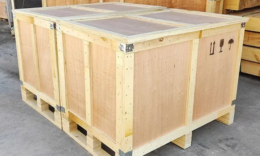 WOODEN CASE